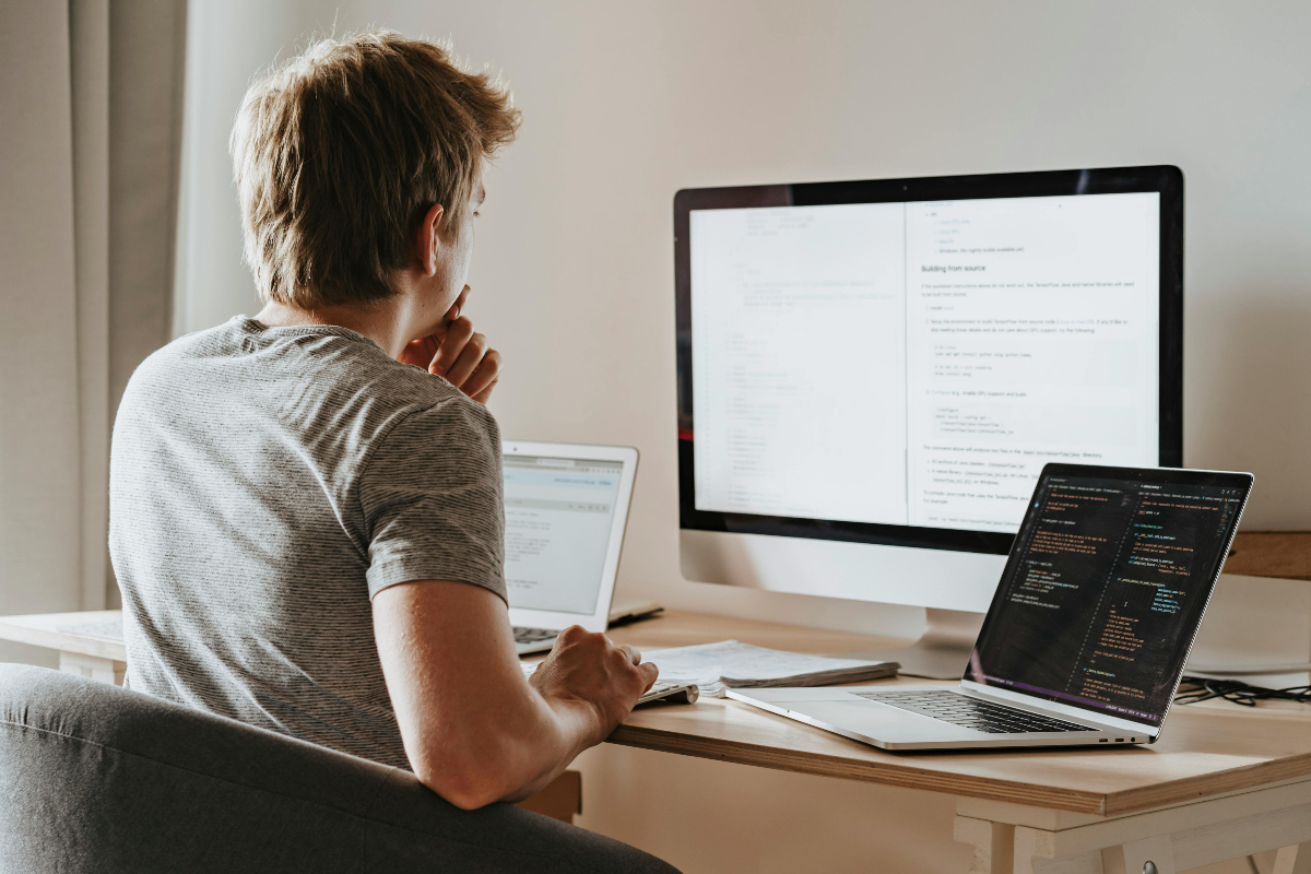 Parsing Week Data From APIs in macOS Apps With Swift